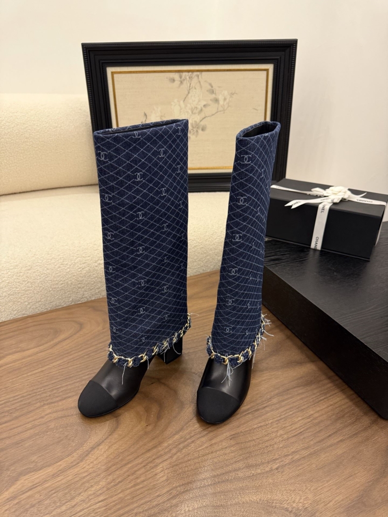 Ch**el boots